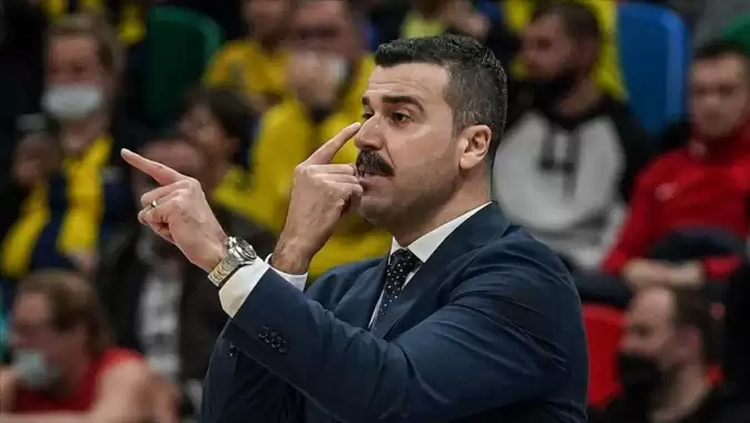 ispanyada-turk-telekoma-berbat-muamele-fazilet-can-hastanelik-oldu-a7dvyEc2.jpg