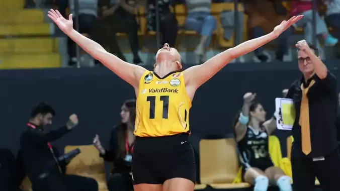 vakifbank-sila-caykan-ile-olan-kontratini-1-yal-uzatthe-bnz7PqyO.jpg