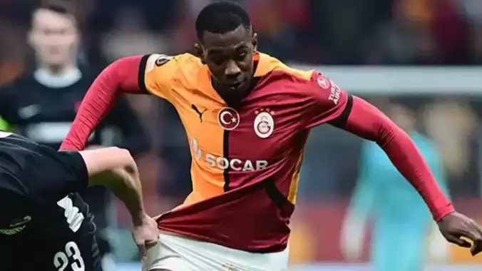 galatasarayda-tarekma-konusu-olmistu-carlos-cuestayi-meksika-takimi-istiyor-YqffdylR.jpg