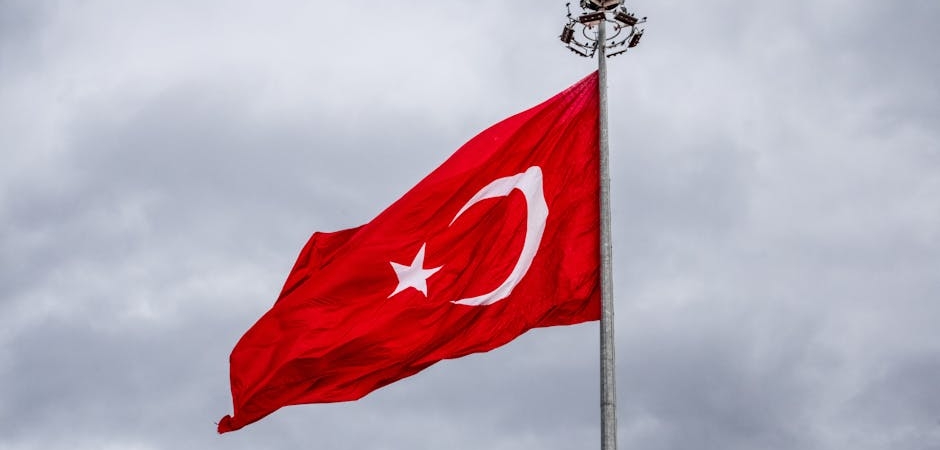 Mehter-Ruzgari-Sahada-Tribunler-8216Cendere8217-Ile-Ayaga-Kalkti-featured