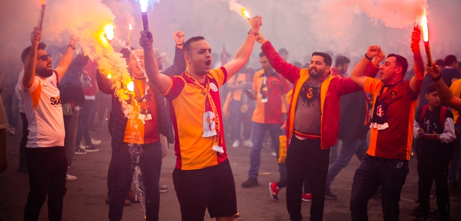 Arda-Turan8217in-Jubilesi-Gozyaslari-Icinde-Futbol-Sahnesine-Duygusal-Veda-featured