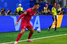 ronaldonun-tarihe-gectigi-macta-portekiz-farka_764d5998b7_amp